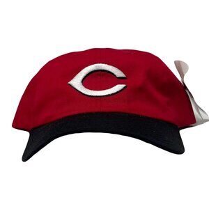 Vintage BNWT Cincinnati Reds MLB Snapback Hat
